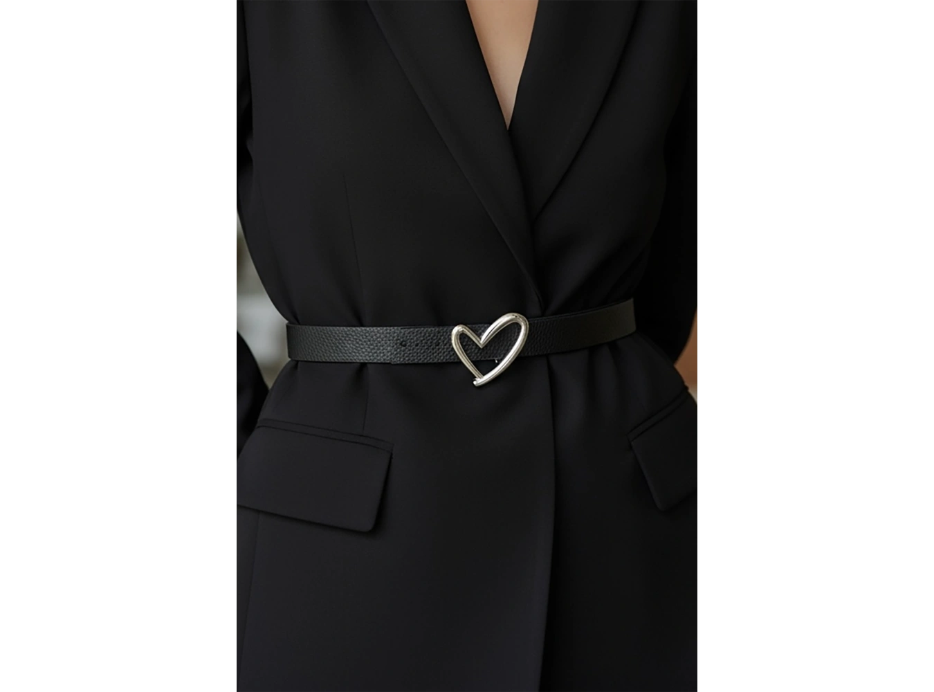 Gümüş Renk Kalp Figürlü Deri Detaylı Kadın Kemer