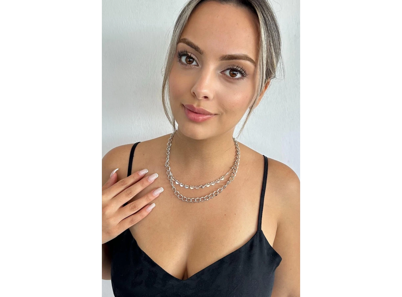 Gümüş Renk Kalp Figürlü İkili Kolye