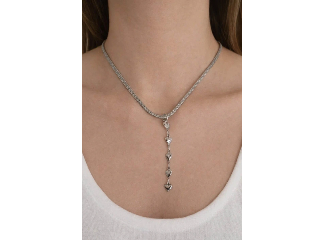 Gümüş Renk Kalp Figürlü İtalyan Zincir Detaylı Çelik Kolye