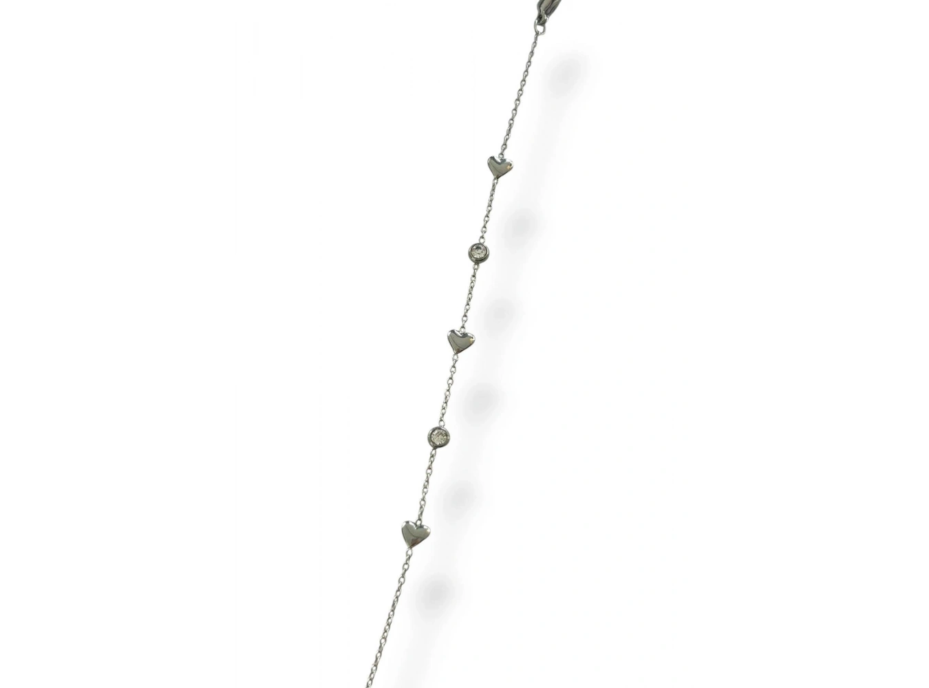 Gümüş Renk Kalp Figürlü Taş Detaylı Çelik Bileklik