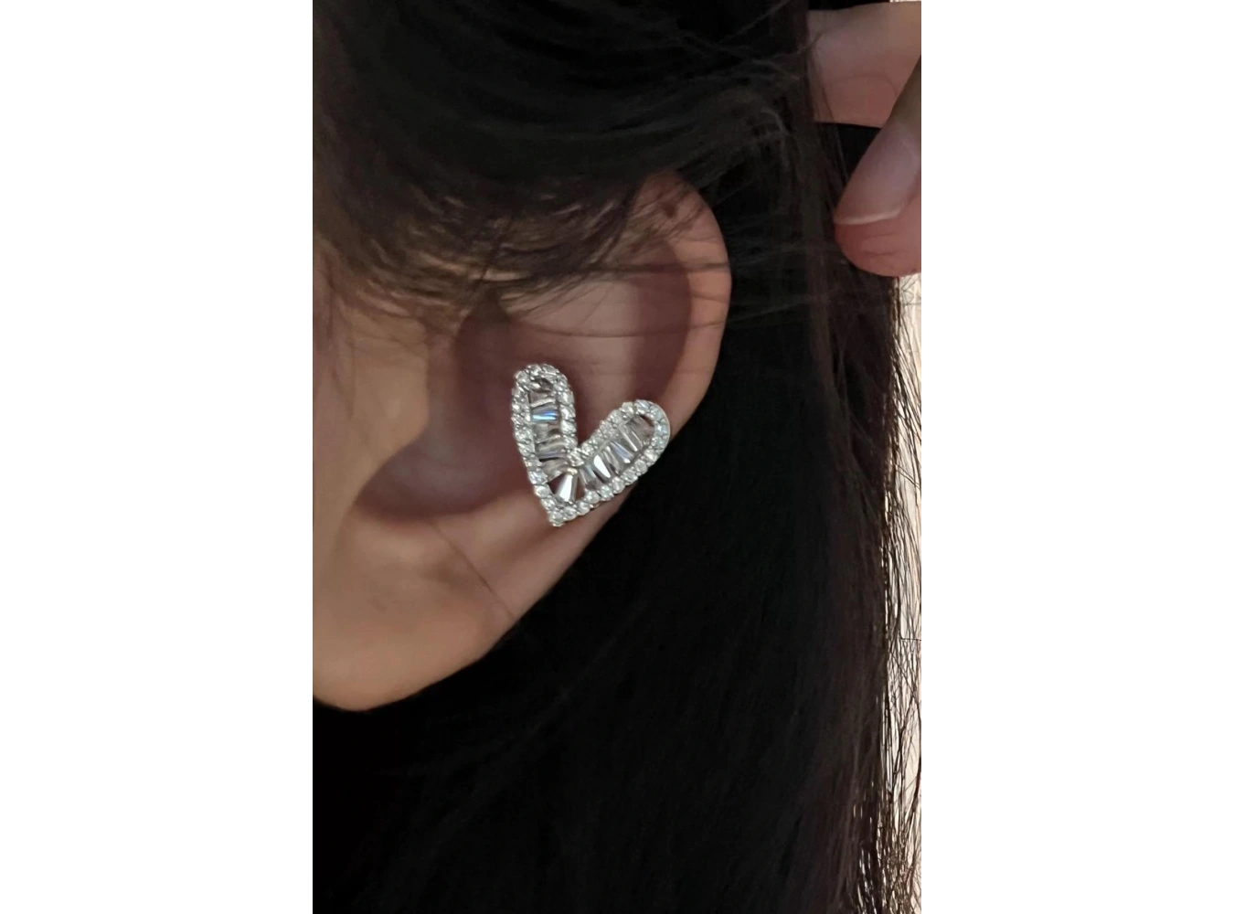Gümüş Renk Kalp Figürlü Taş Detaylı Ear Cuff (Tek)
