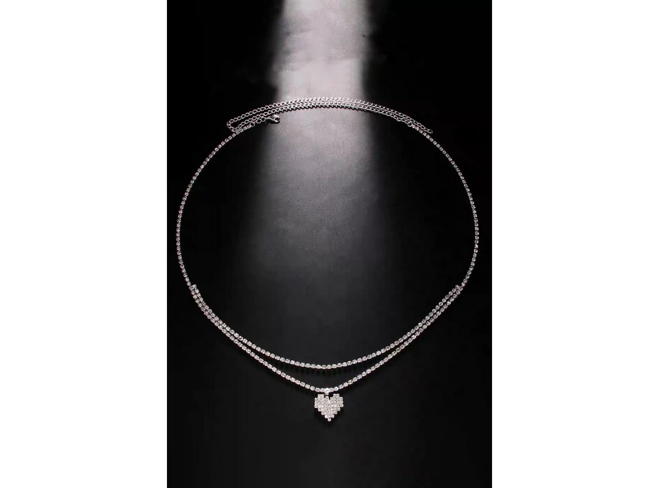 Gümüş Renk Kalp Figürlü Taş Detaylı Tasarım Bel Zinciri/Vücut Aksesuar