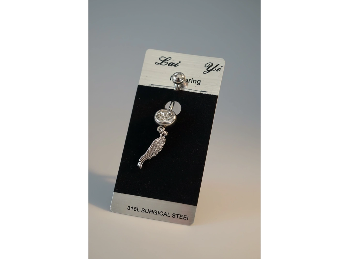 Gümüş Renk Kanat Figürlü Cerrahi Çlike Göbek Piercing