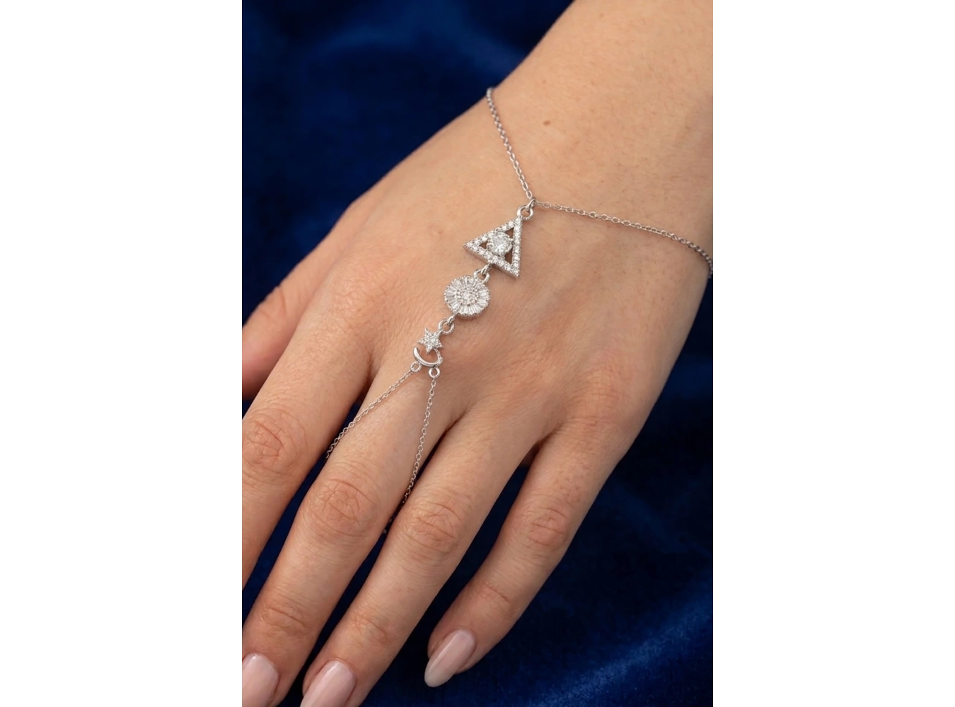 Gümüş Renk Karışık Figürlü Çelik Şahmeran