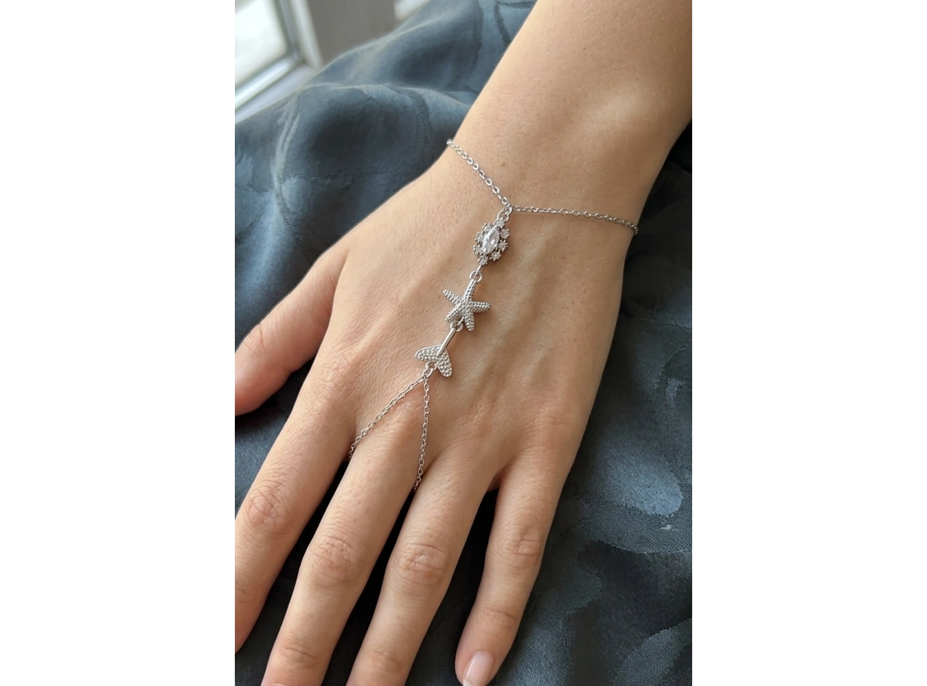 Gümüş Renk Karışık Figürlü Çelik Şahmeran