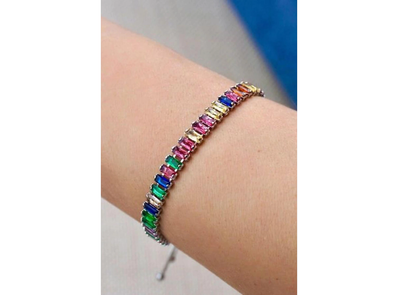 Gümüş Renk Karışık Taş Detaylı Su Yolu Bileklik