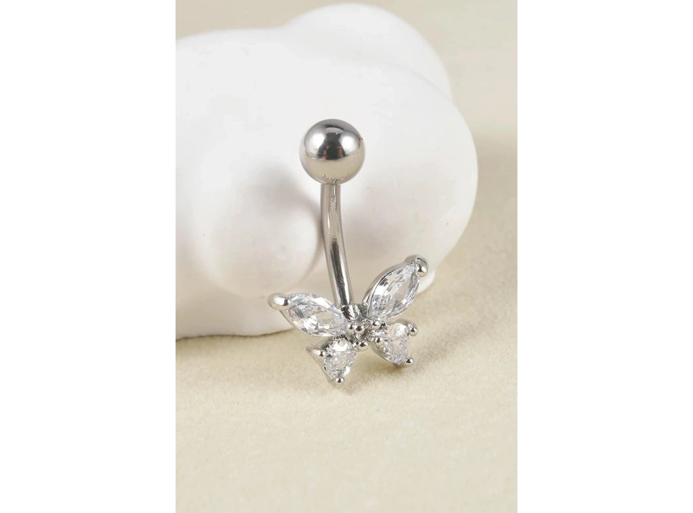 Gümüş Renk Kelebek Figürlü Cerrahi Çelik Göbek Piercing