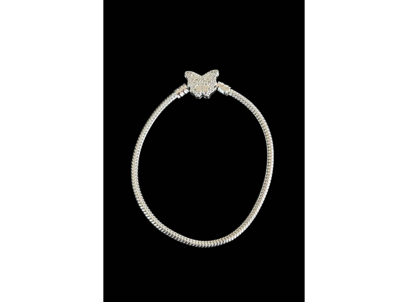 Gümüş Renk Kelebek Figürlü Bileklik