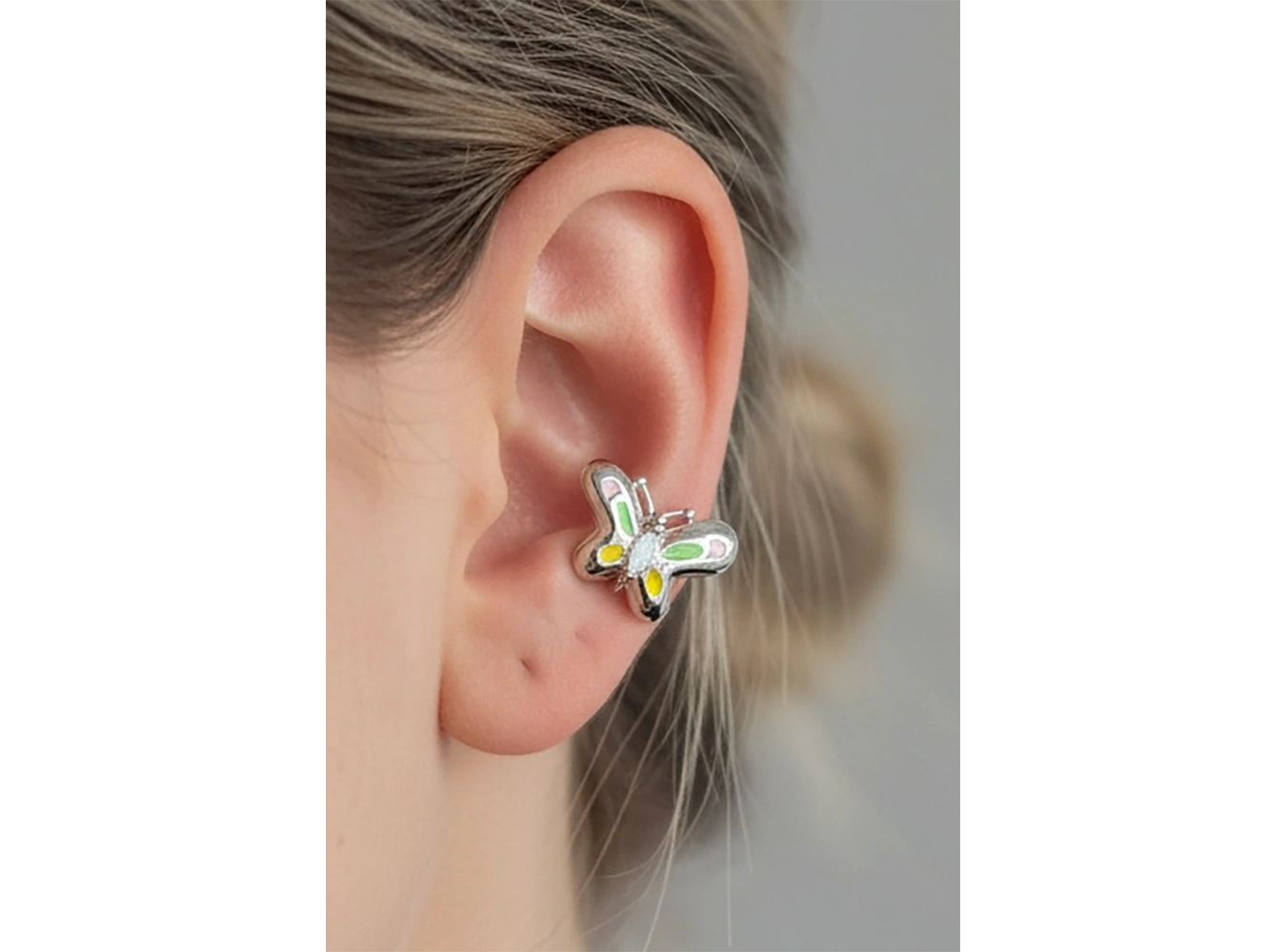 Gümüş Renk Kelebek Figürlü Taş Detaylı 14K Altın Kaplama TX Ear Cuff (Tek)