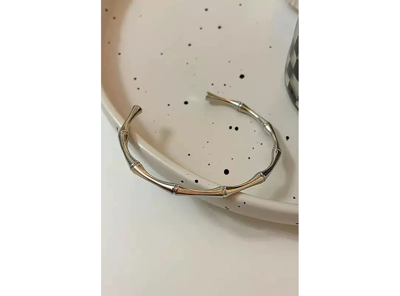 Gümüş Renk Kelepçe Bileklik