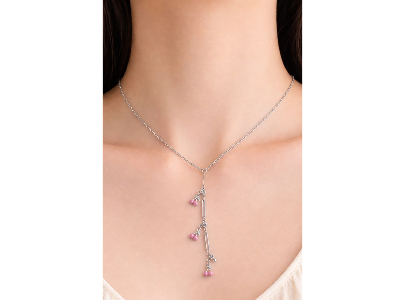 Gümüş Renk Kiraz Figürlü Çelik Y Kolye