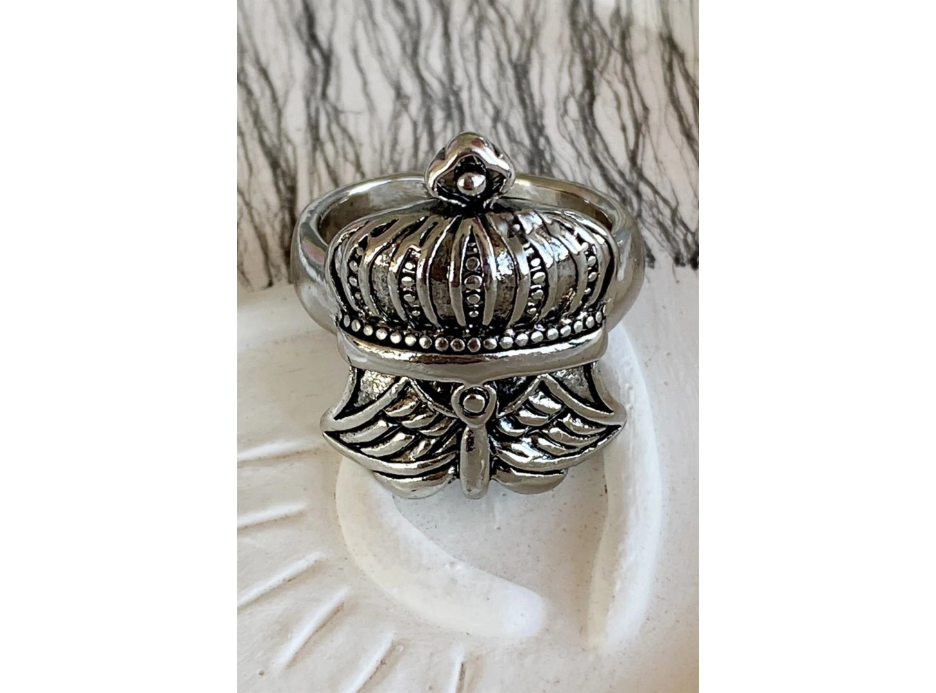 Gümüş Renk Kral Tacı Figürlü Ayarlanabilir Erkek Yüzük