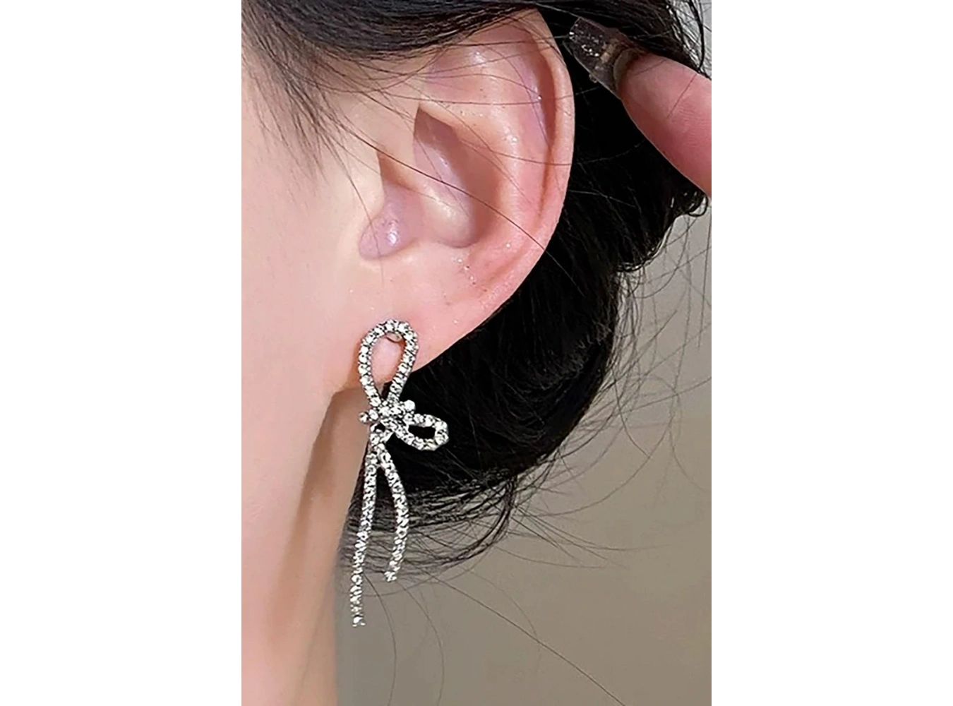 Gümüş Renk Kurdele 14k Altın Kaplama Küpe (Çift)