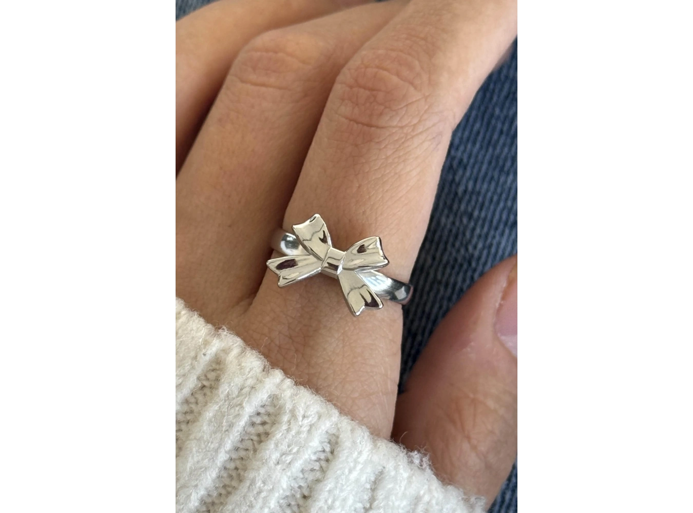 Gümüş Renk Kurdele Figürlü Ayarlanabilir Çelik Yüzük