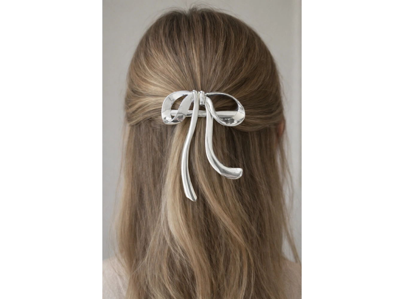 Gümüş Renk Kurdele Figürlü Metal Pens Toka