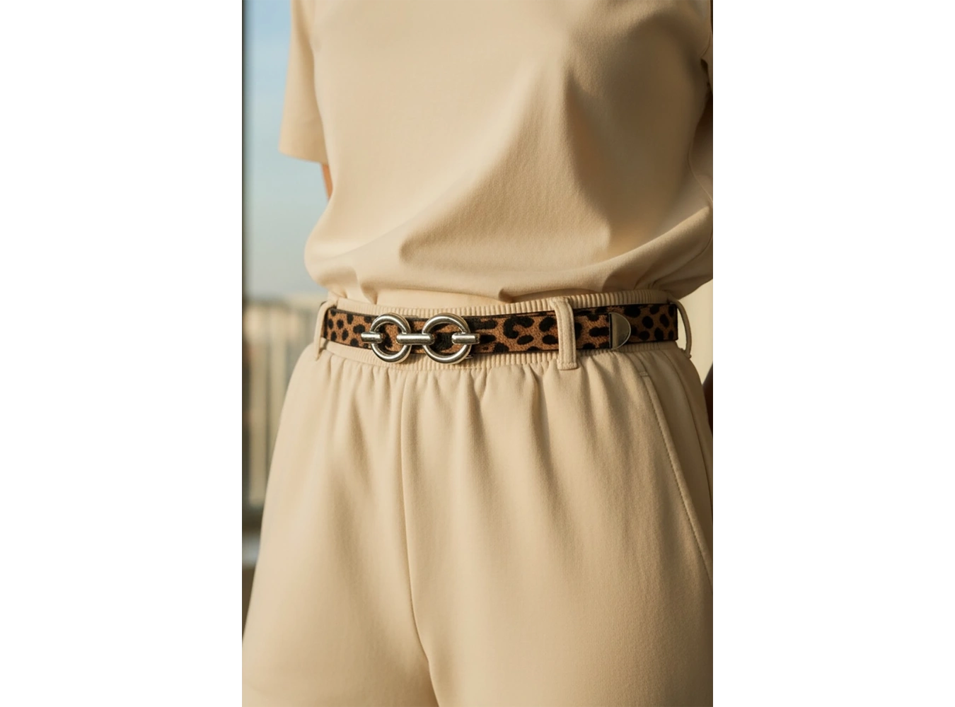 Gümüş Renk Leopar Desenli Kadın Deri Kemer