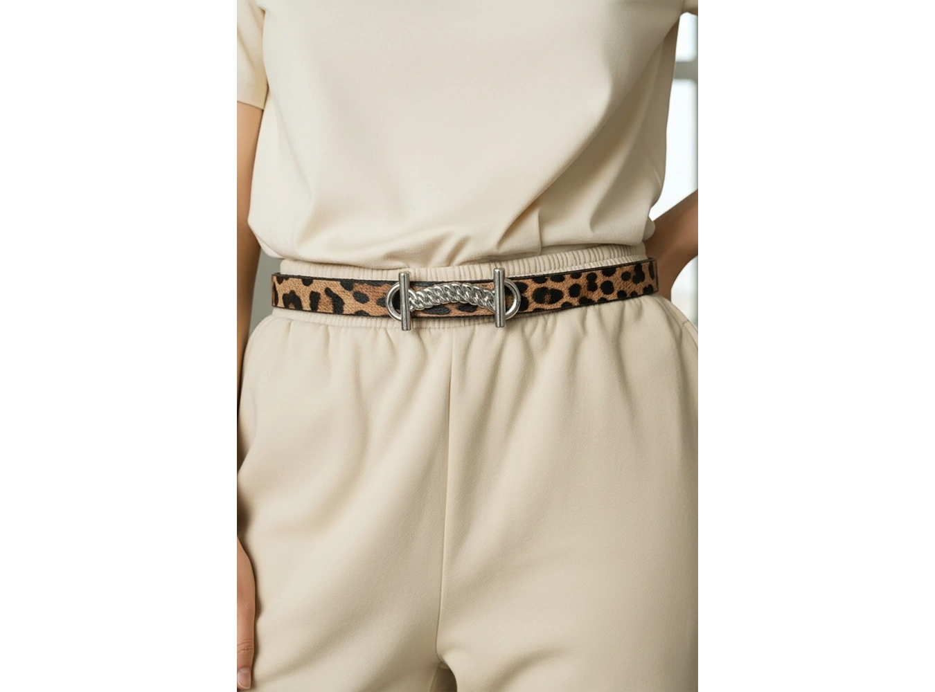 Gümüş Renk Leopar Desenli Kadın Deri Kemer