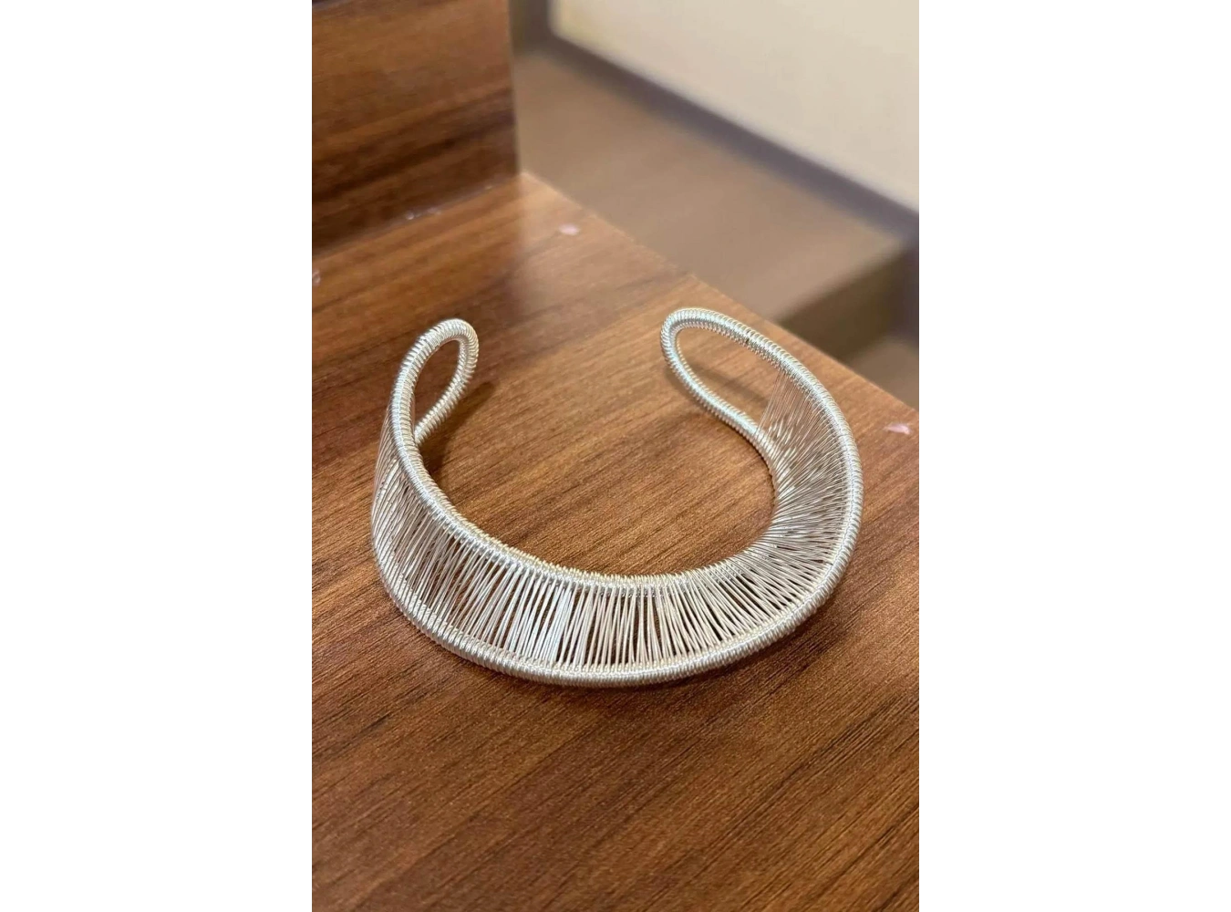 Gümüş Renk Metal Kelepçe Bileklik