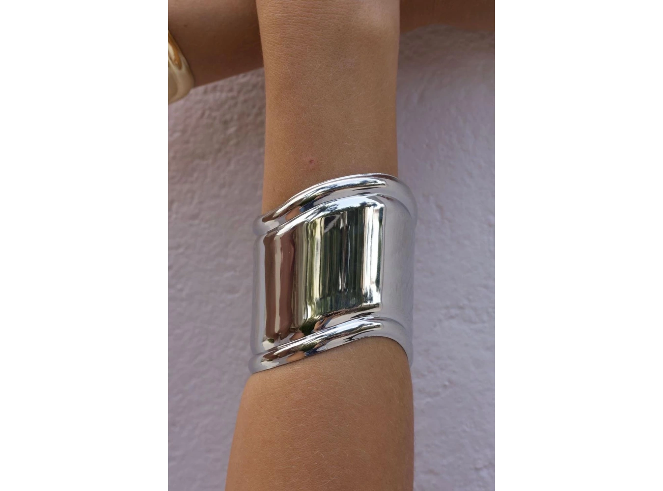 Gümüş Renk Metal Kelepçe Bileklik