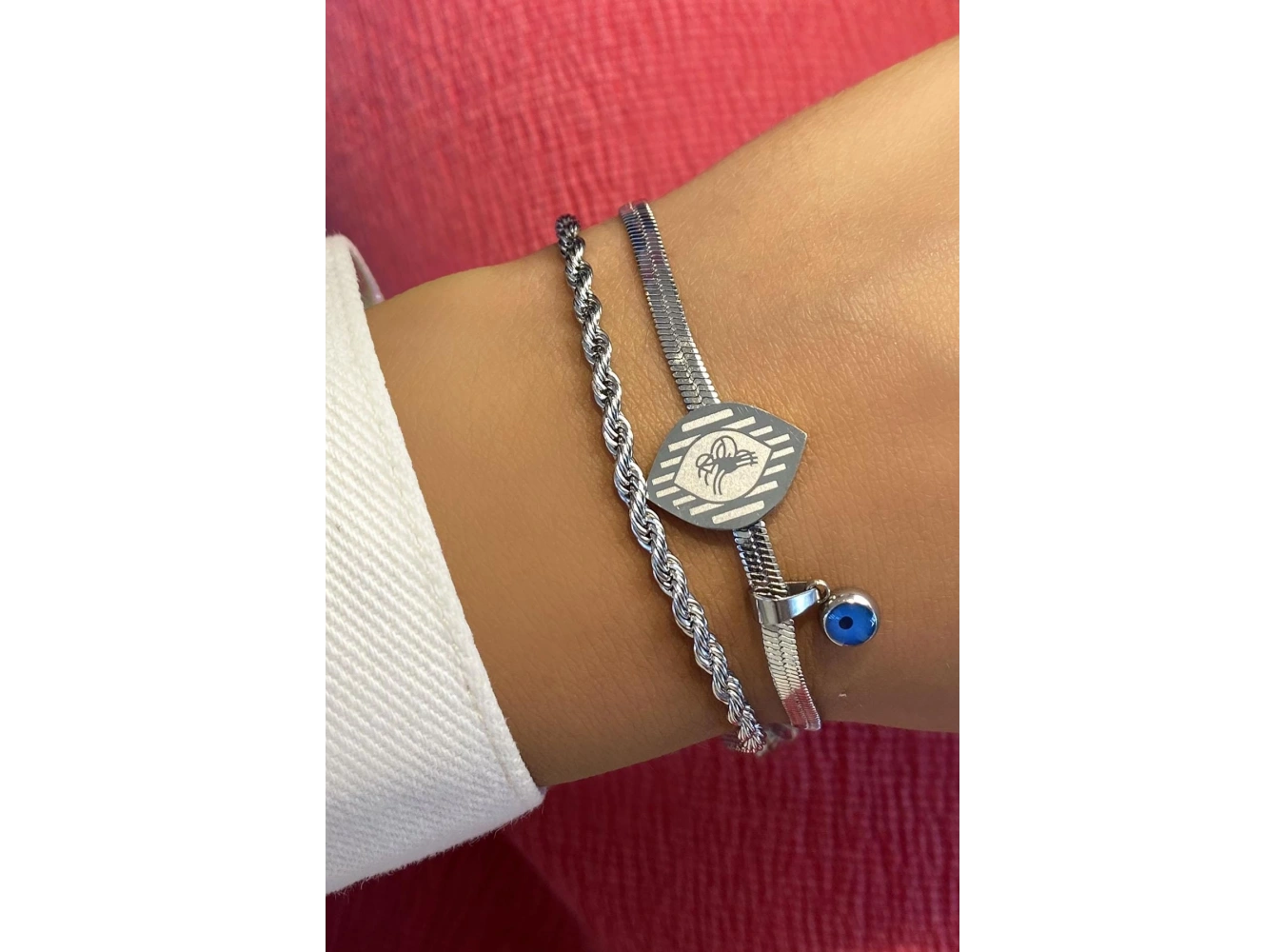 Gümüş Renk Nazar Boncuğu Figürlü Çelik Bileklik
