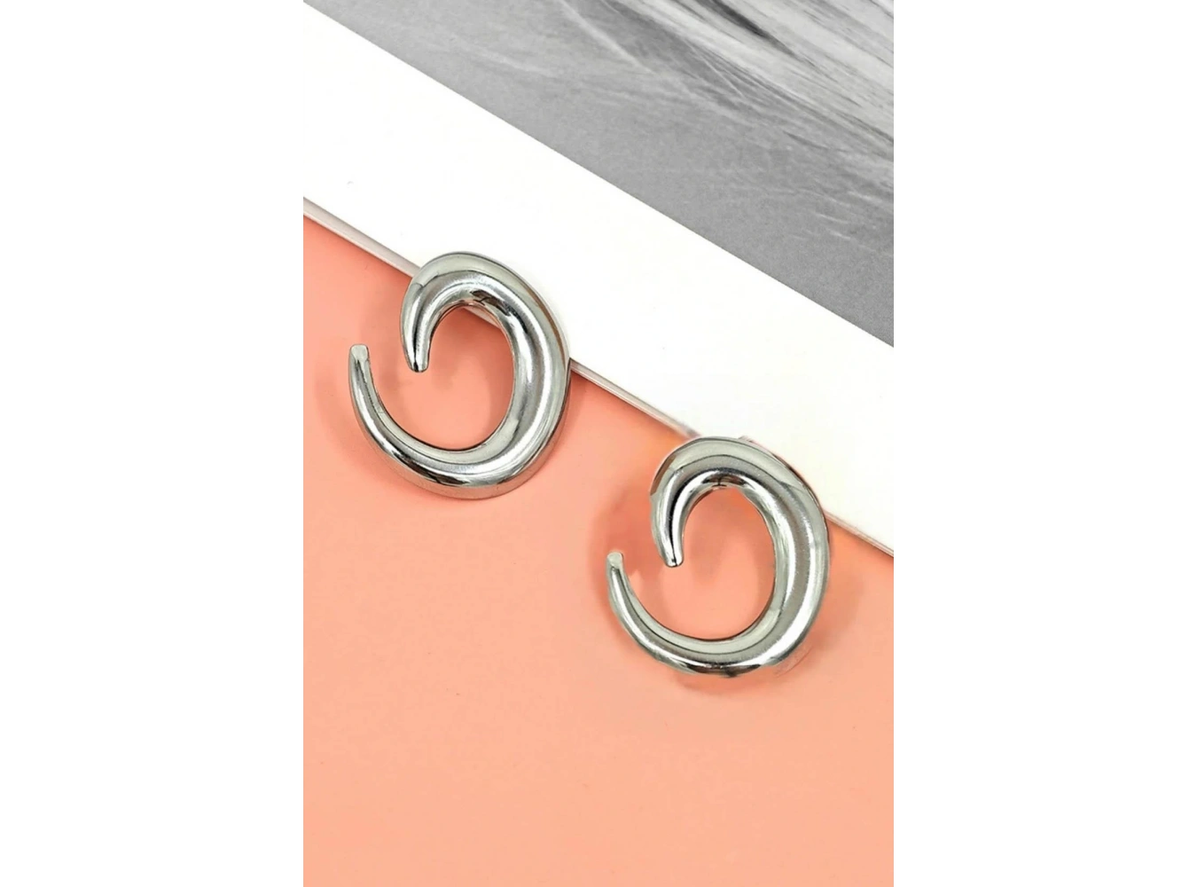 Gümüş Renk Oval Çelik Küpe (Çift)