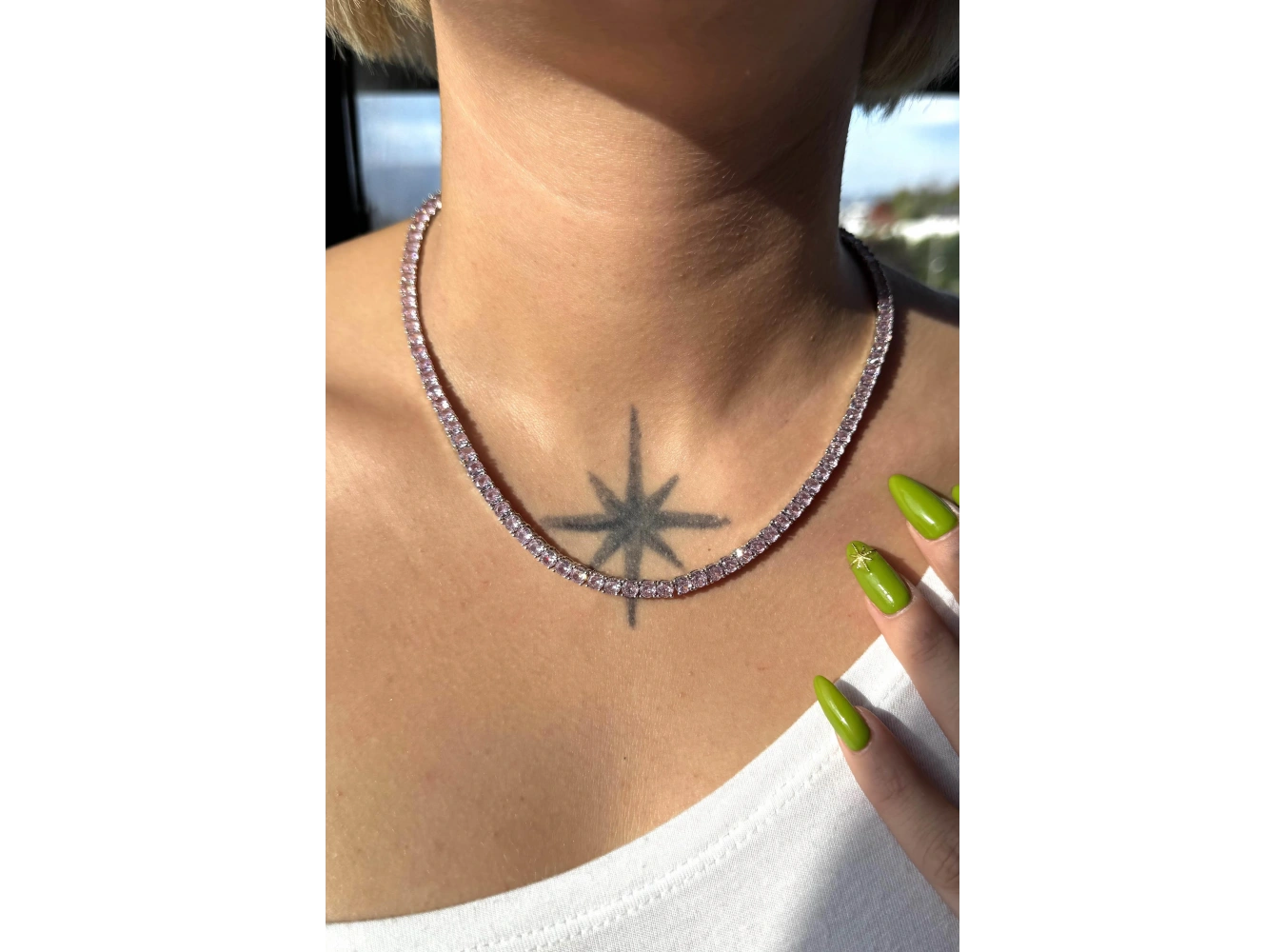 Gümüş Renk Pembe Taş Detaylı 14K Altın Kaplama VİP Kolye