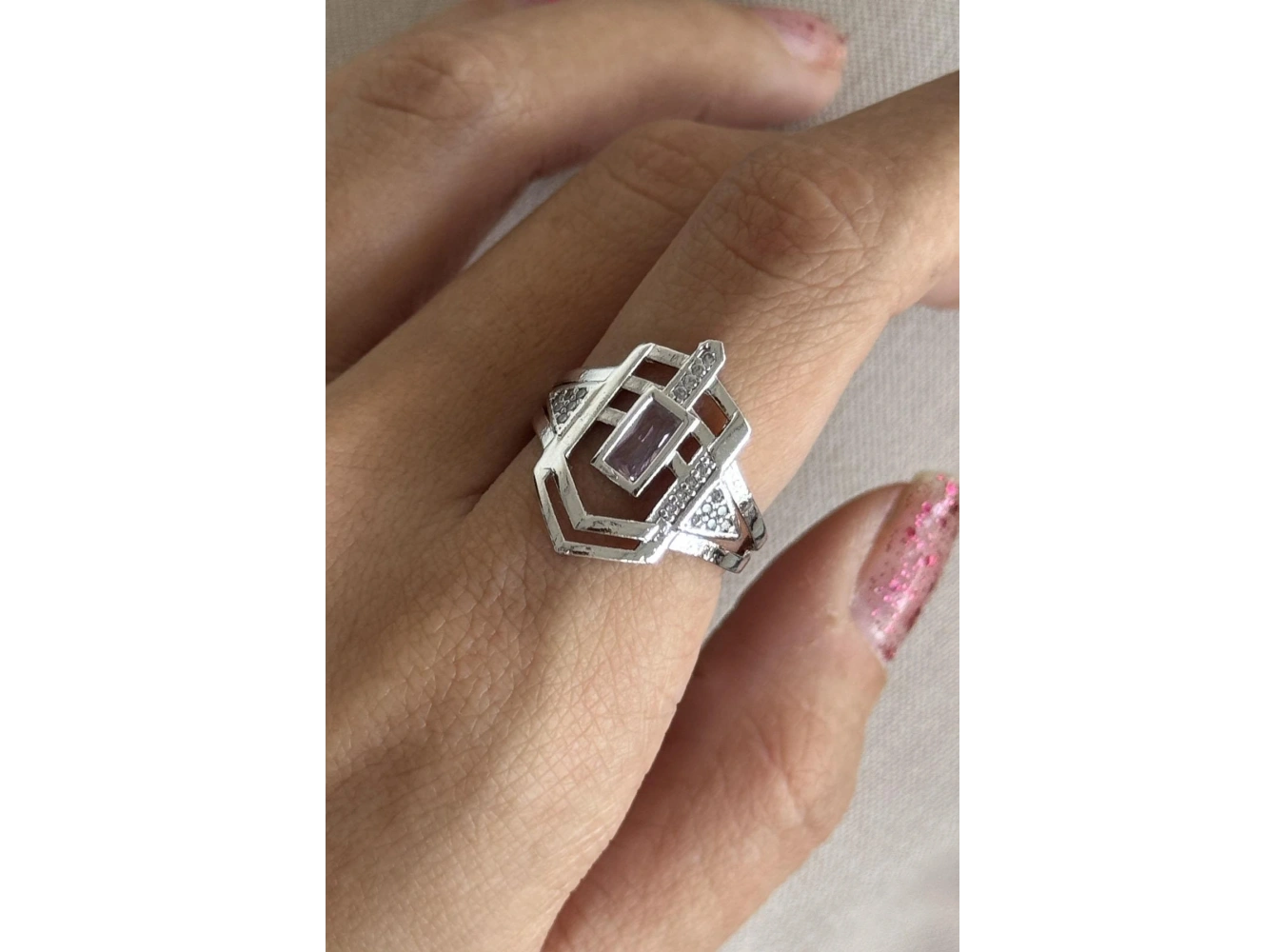 Gümüş Renk Pembe Taş Detaylı Ayarlanabilir Yüzük