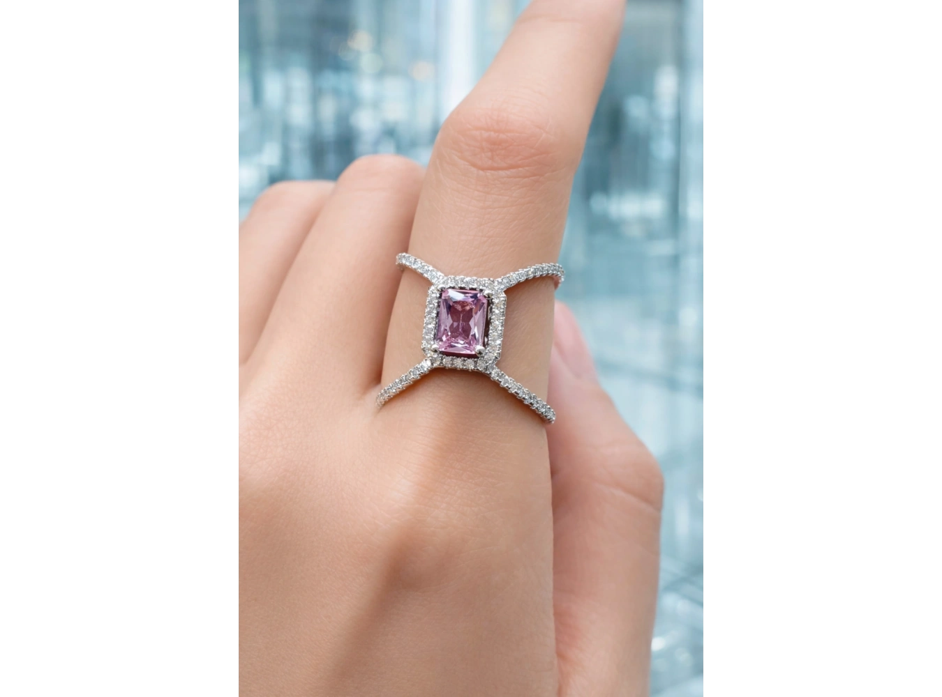 Gümüş Renk Pembe Taşlı Ayarlanabilir Yüzük