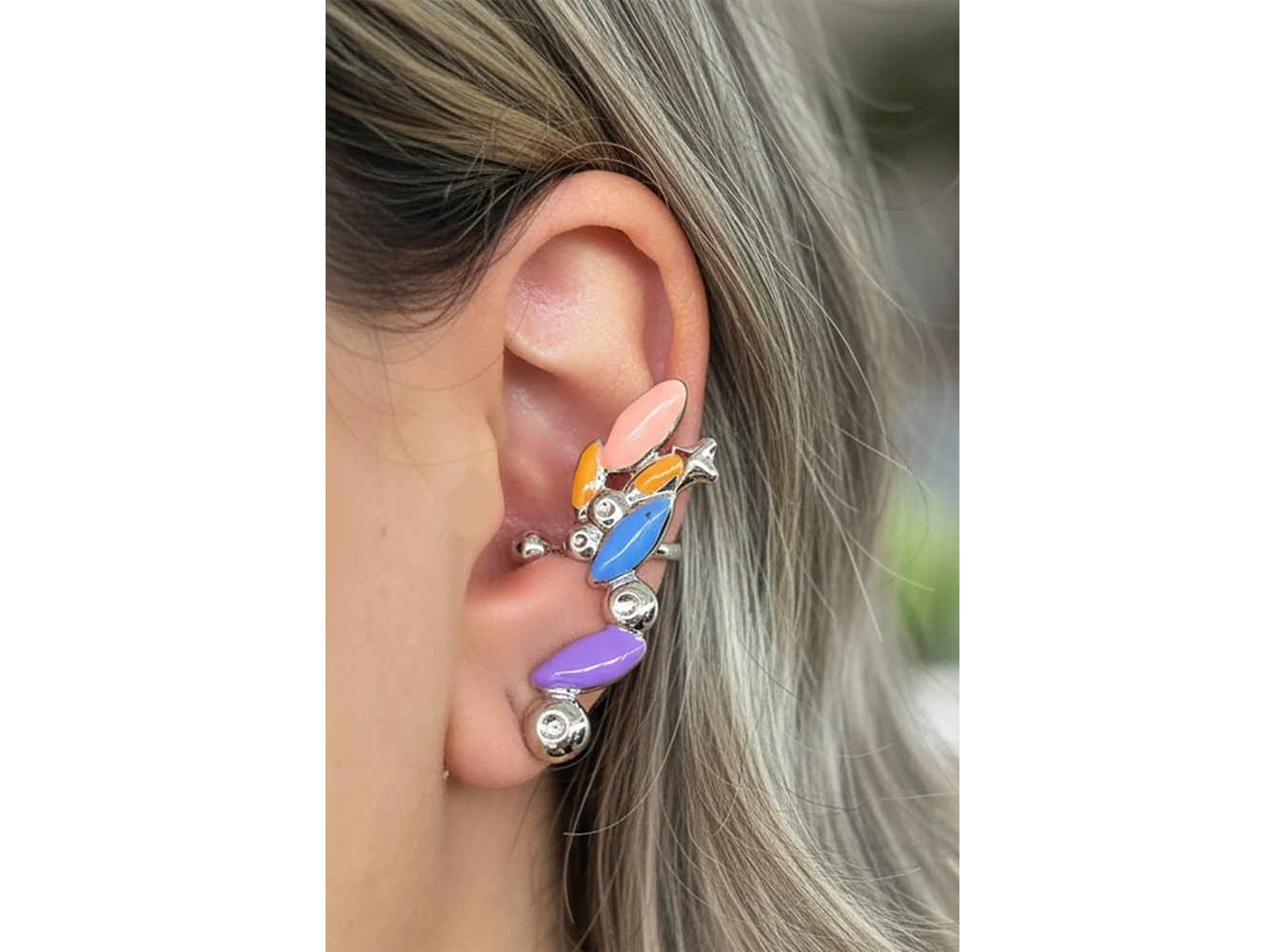 Gümüş Renk Renkli Taş Detaylı 14K Altın Kaplama TX Ear Cuff (Tek)