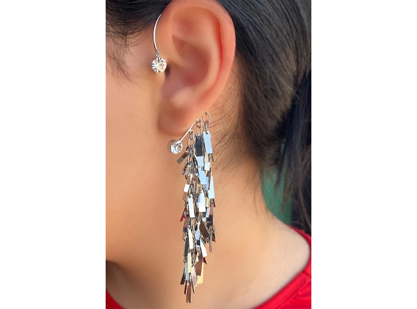 Gümüş Renk Sallantılı Kulak Aksesuarı (Tek)