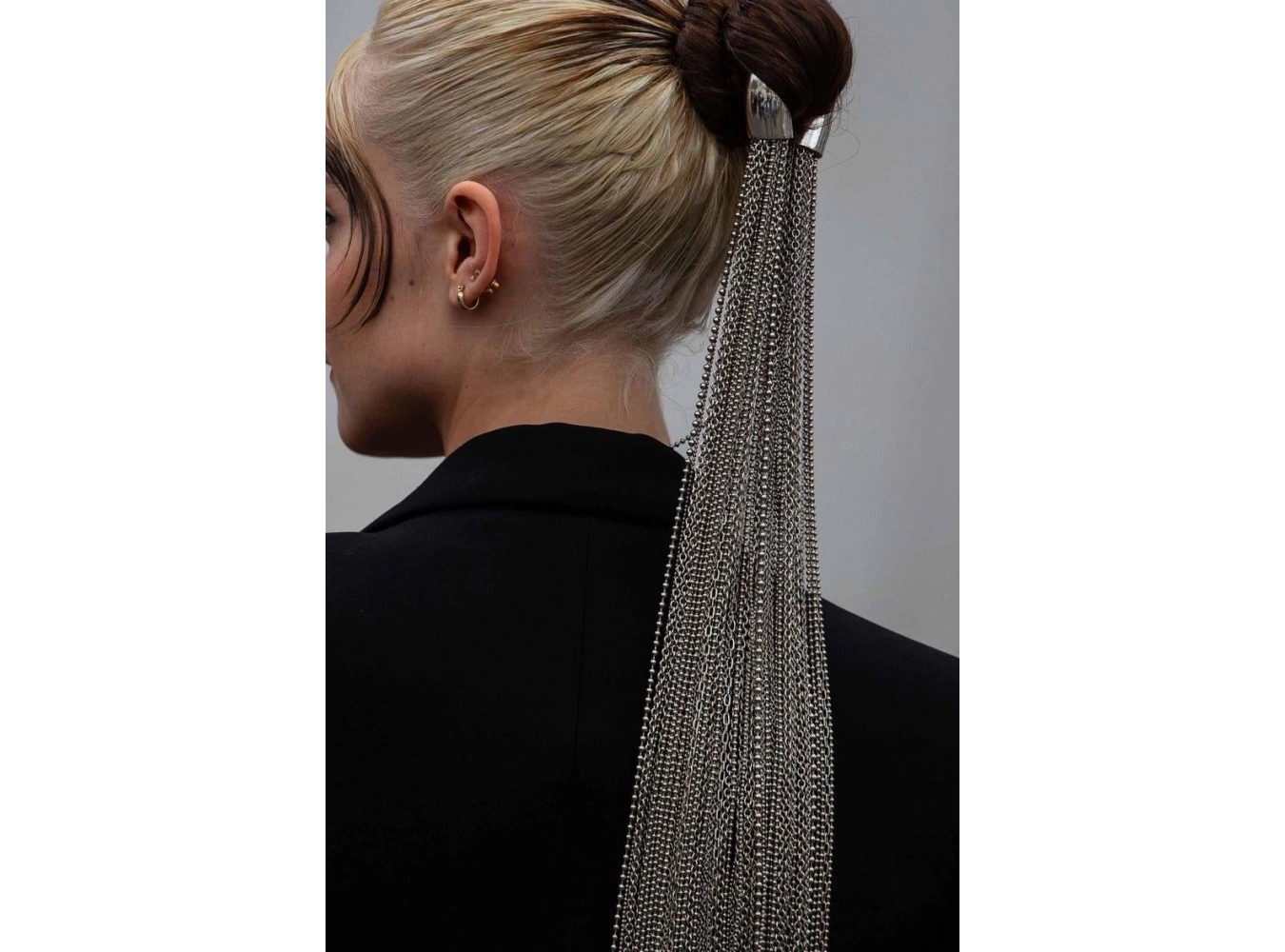 Gümüş Renk Sallantılı Saç Aksesuarı