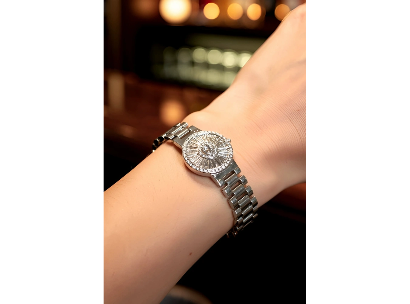 Gümüş Renk Taş Detaylı 14K Altın Kaplama CM Zincir Bileklik