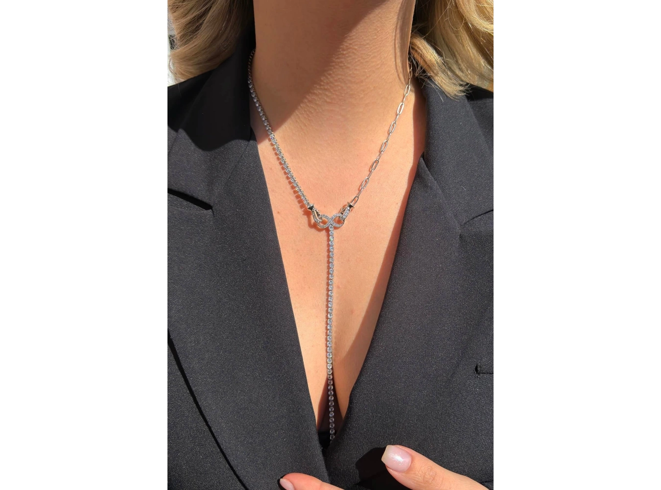 Gümüş Renk Taş Detaylı 14K Altın Kaplama Kolye