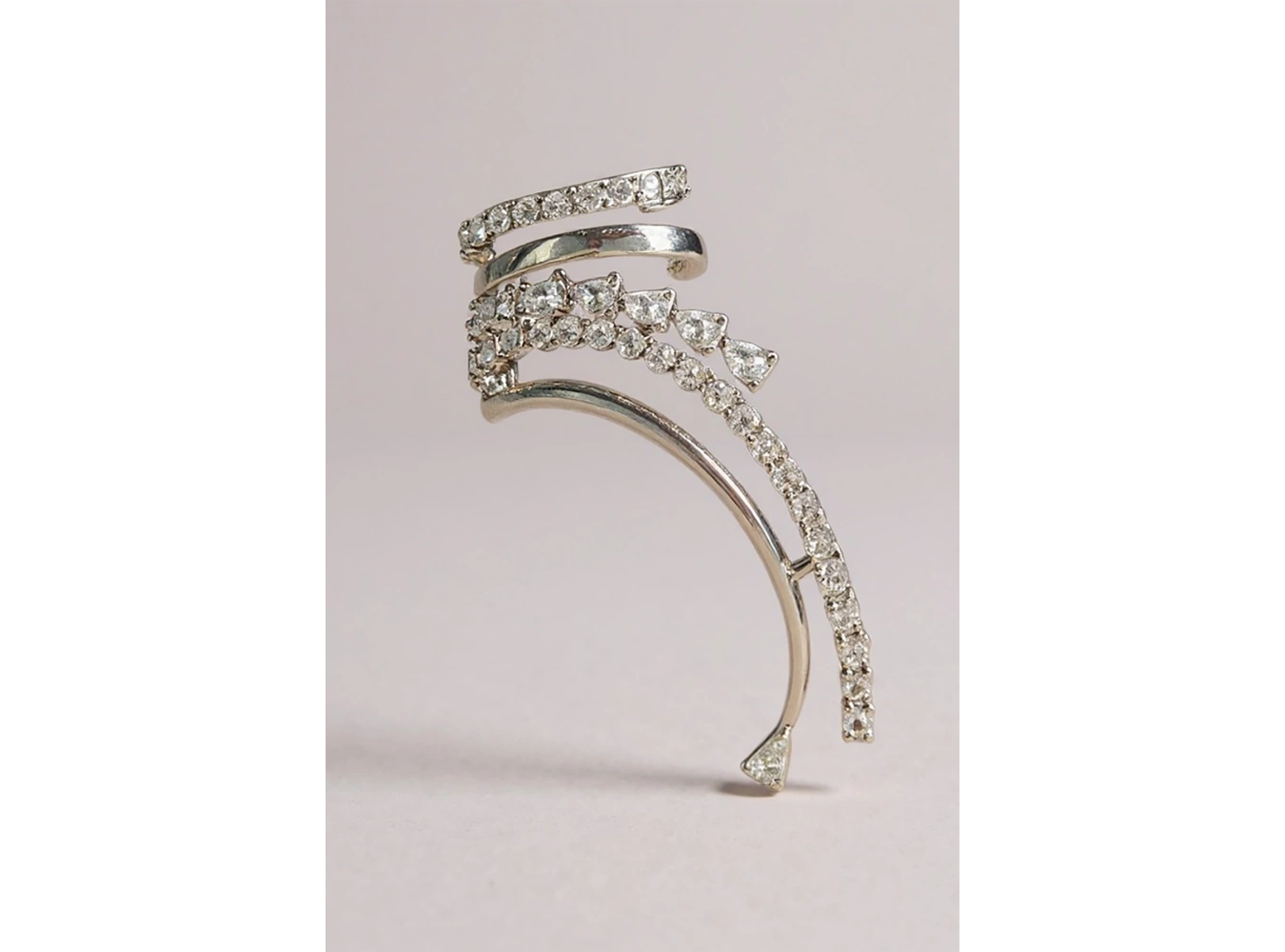 Gümüş Renk Taş Detaylı 14K Altın Kaplama TX Ear Cuff (Tek)