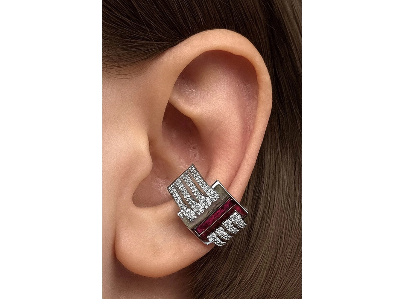 Gümüş Renk Taş Detaylı 14K Altın Kaplama TX Ear Cuff (Tek)