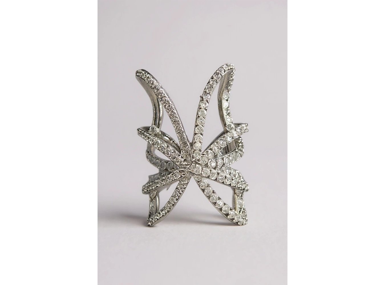 Gümüş Renk Taş Detaylı 14K Altın Kaplama TX Ear Cuff (Tek)