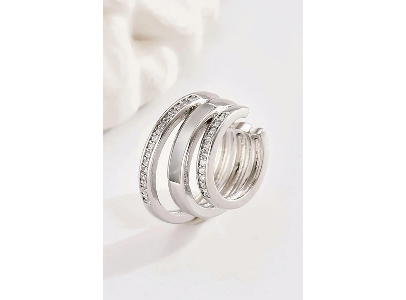 Gümüş Renk Taş Detaylı 14K Altın Kaplama TX Ear Cuff (Tek)