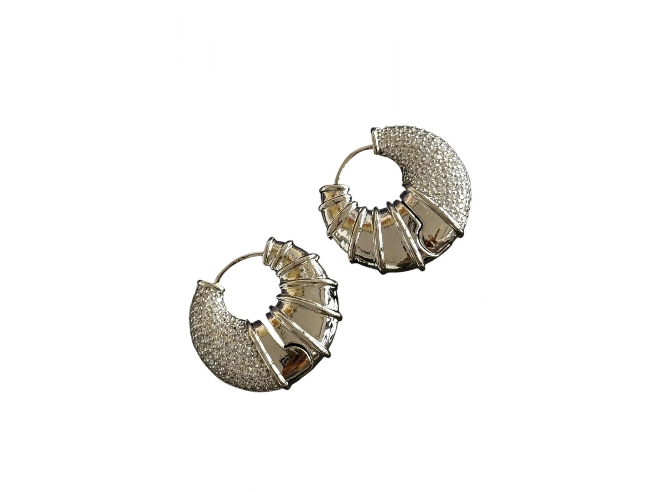 Gümüş Renk Taş Detaylı 14K Altın Kaplama TX Küpe (Çift)