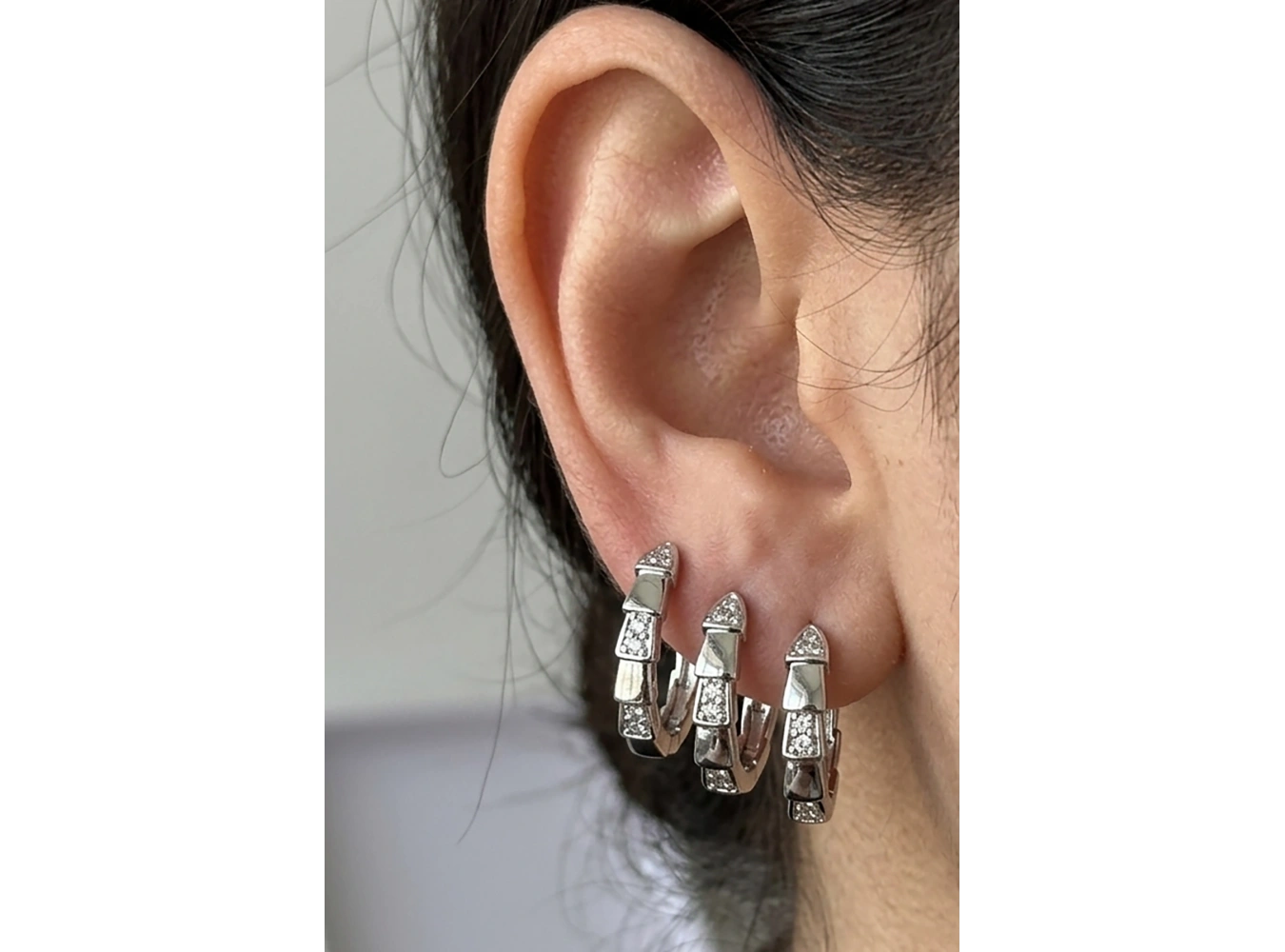 Gümüş Renk Taş Detaylı 3lü YSX Halka Küpe Set