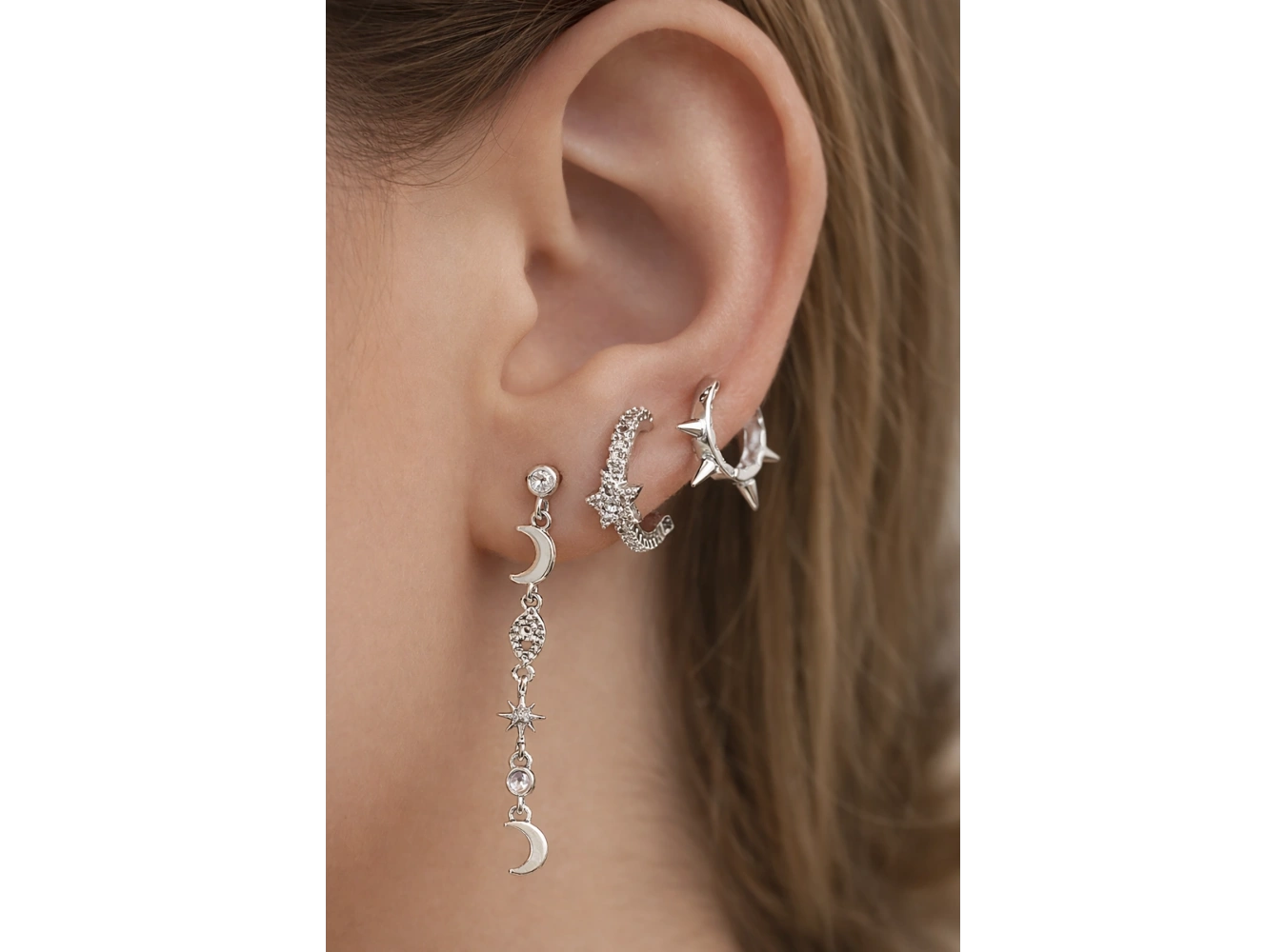 Gümüş Renk Taş Detaylı 3lü YSX Küpe Set