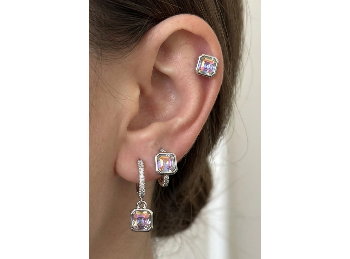 Gümüş Renk Taş Detaylı 3lü YSX Küpe Set