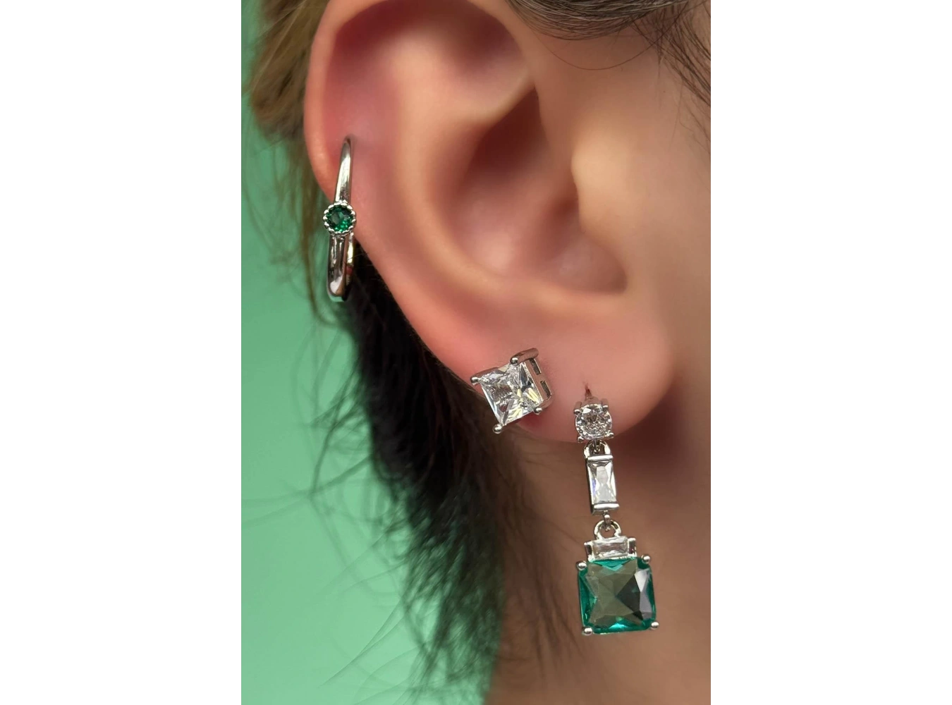 Gümüş Renk Taş Detaylı 3lü YSX Küpe Set