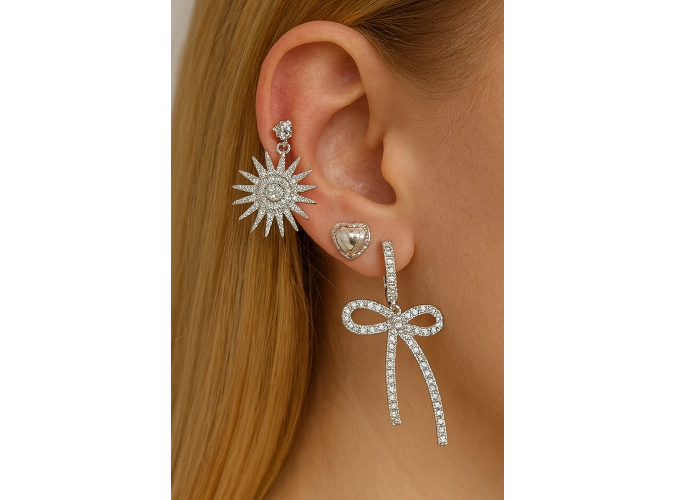 Gümüş Renk Taş Detaylı 3lü YSX Küpe Set