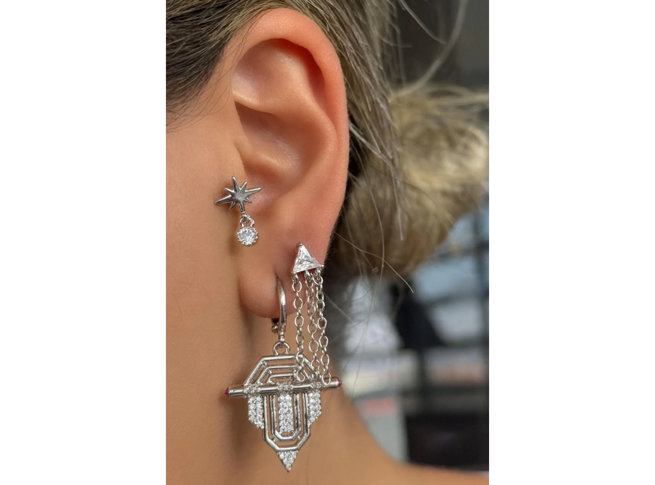 Gümüş Renk Taş Detaylı 3lü YSX Küpe Set