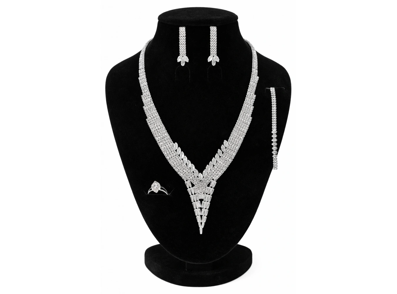 Gümüş Renk Taş Detaylı 4lü Abiye Set