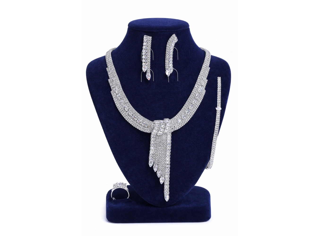 Gümüş Renk Taş Detaylı 4lü Abiye Set