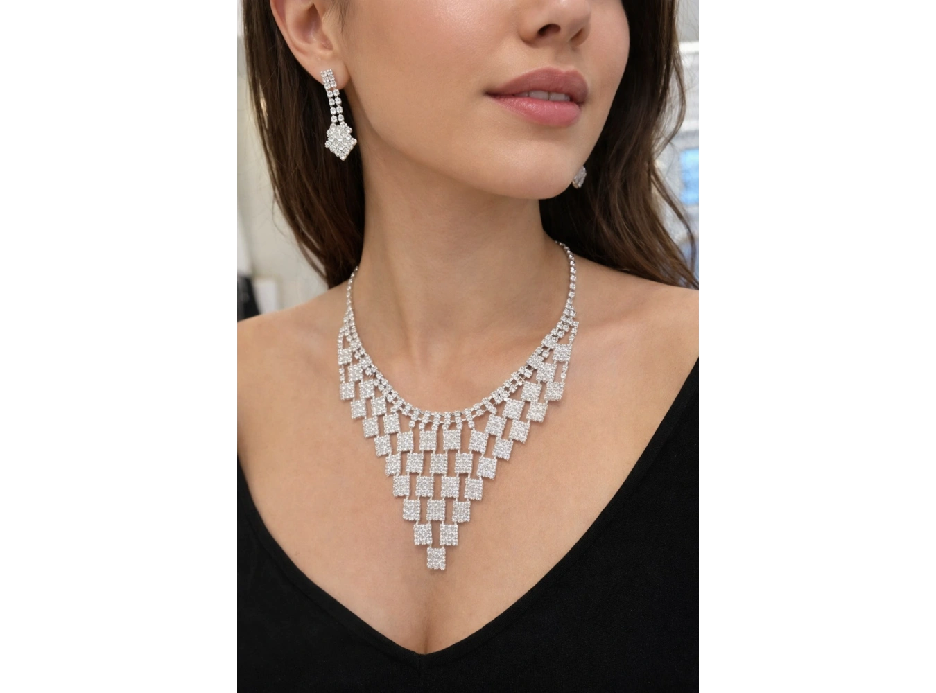 Gümüş Renk Taş Detaylı Abiye Set