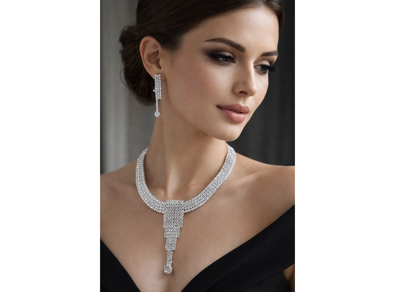 Gümüş Renk Taş Detaylı Abiye Set