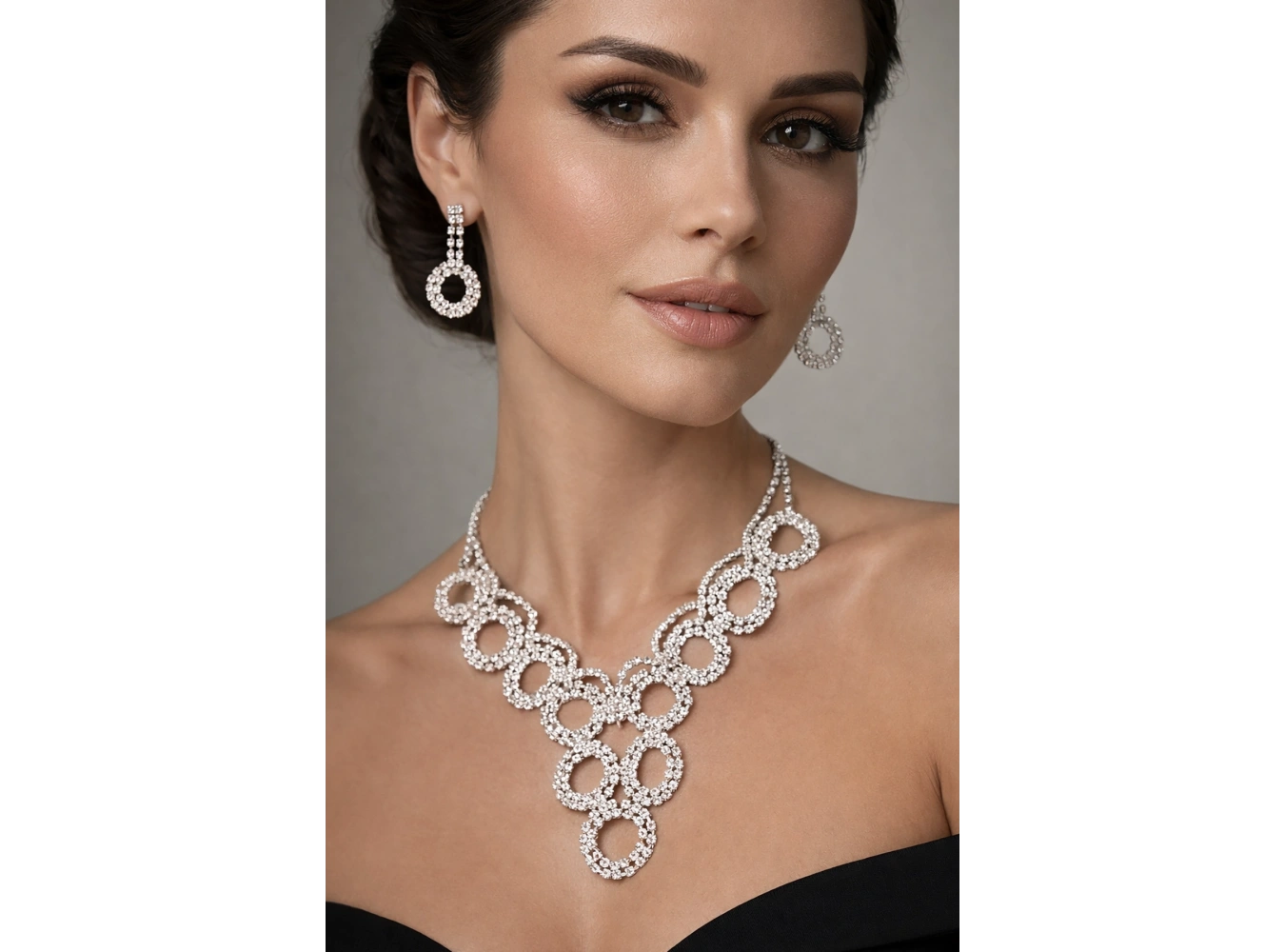 Gümüş Renk Taş Detaylı Abiye Set