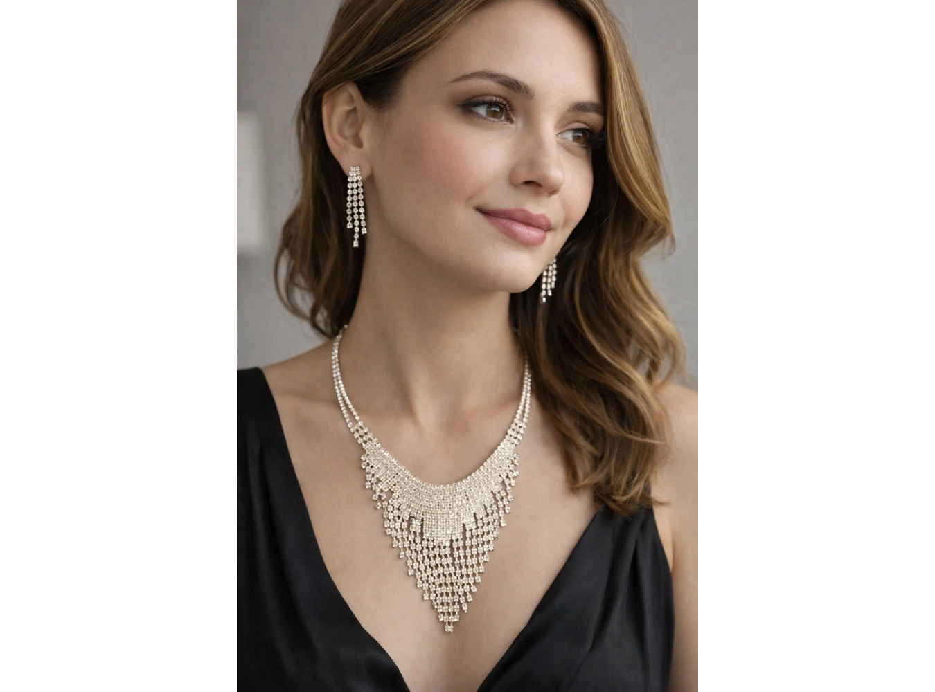 Gümüş Renk Taş Detaylı Abiye Set